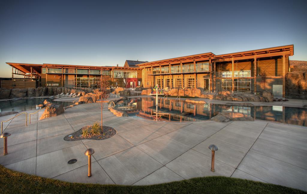 Отель Brasada Ranch Powell Butte Экстерьер фото